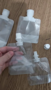 Pouch Botol Refil Transparan Travel Size Lucu Travel Kit Lotion Sabun Cream Refill Fliptop Putar 30 50 100 ml Organizer Pouch Mini Tutup