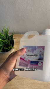 Parfum Laundry Aroma Sakura | Pewangi Laundry Pakaian Setrika Wangi Segar 1L | Bisa COD - Murah Berkualitas (PRODUKSI SENDIRI)