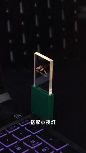 Dụng cụ đuổi muỗi kèm đèn ngủ đa năng