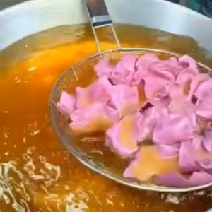 JT ข้าวเกรียบรสมันม่วง ข้าวเกรียบดิบพร้อมทอด ไม่ใส่ผงชูรส 1000 กรัม