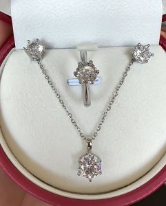 เซ็ทเครื่องประดับ สร้อย/ต่างหู/แหวน 92.5% เงินแท้ - D86267