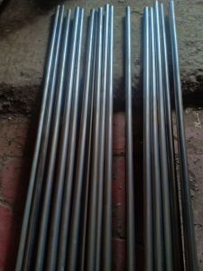 holo besi 5/8. jual per 1 meter. buat sambungan pipa elastis.
