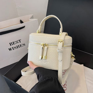 Fancy Small Box Small Bag Womens Bag 2024 New Arrival Niche Style Western Style Design Messenger Bag Satchel Small Square Bag Pu