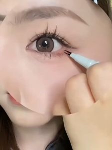 ชุดประเภท M402 bobeini ปากกาอายไลเนอร์ สองหัว เขียนง่าย สีชัด เป็นธรรมชาติ ติดทน