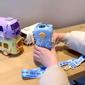 BOTOL MINUM ANAK KARAKTER BUS BERUANG - BOTOL MINUM MOBIL KAPASITAS 500ML - CAR DRINKING BOTTLE - BOTOL SEDOTAN TALI PANJANG ANTI TUMPAH - BOTOL CUTE BUS KODE 5508 - BOTOL MINUM LUCU UNIK BPA FREE - PORTABLE BUS WATER CUP