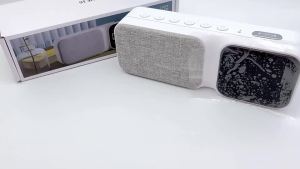 2024ได้รับความนิยม3-in-1นาฬิกา LED บลูทูธลำโพง Sound Bar FM สำหรับบ้านรถพรรคนอน