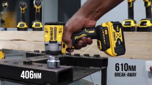 DEWALT บล็อก ไร้สาย 1/2" 20V รุ่น DCF921N (เฉพาะเครื่อง)