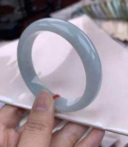Vòng tay bản hẹ đá Ngọc Cẩm Thạch A thiên nhiên bao KĐ đá quy