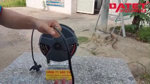 Cuộn dây điện tự rút dây diện tự rút 10m Đài Loan HR-702A