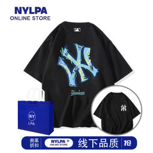 เสื้อยืดแขนสั้นผ้าฝ้ายแท้พิมพ์ลาย Graffiti สำหรับคู่รักในช่วงฤดูร้อน ทรงหลวม แฟชั่นสำหรับเยาวชน ระบายอากาศได้ดี ผลิตจากจีน