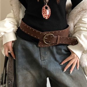 Punk Style Rivet Wide Belt Womens New 2025 Fashion Accessory for Skirts And Jeans Unique Leather Belt Trendy Pin Buckle