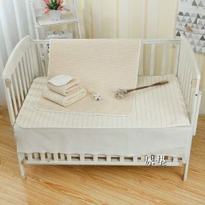 ผ้ากันรองฉี่ นุ่มพิเศษ ซึมซับ100% ผู้ชาย-เทียนเด็ก สร้างผิวหนังและปูที่นอนเด็ก การปูบนที่นอน ซักทำความสะอาดและนำกลับได้