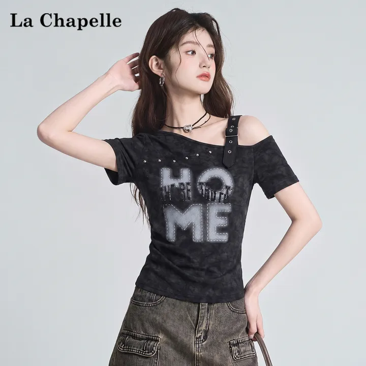 La%20Chapelle%20%7C%20Letter%20Print%20Off-Shoulder%20Slim%20Fit%20Short%20Tee%20-%20Image%207