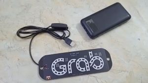 Bảng đèn LED chữ GRAB gắn kính chắn gió xe hơi cắm cổng USB có công tắc TẮT - BẬT