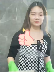 Pencuci Bilik Mandi K6774 (2 botol setiap set) / K6774 浴室清洁剂 (1套2瓶) / K6774 Bathroom Cleaner (2 bottles per set)