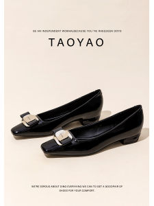 Black Patent Leather Flat Bottom Shoes Womens 2025 New Square Head Slip-On Versatile Commuting Work Shoes Low Heel Comfortable