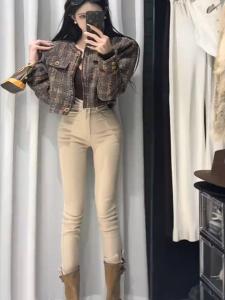 High Waist Elastic Khaki Color Denim Pants Womens Slim Fit Nine Points Pencil Jeans Three Row Buttons Stylish Casual Trousers
