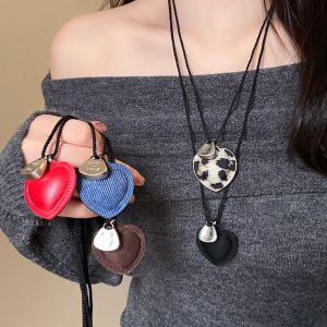 Red Wine Color Leather Heart Pendant Necklace Womens Long Sweater Chain Design Trendy New 2025 Brand Other Home Fashion Jewelry