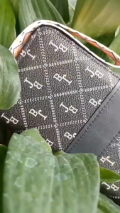 Dompet Panjang Wanita Premium Slot Lengkap Motif 2 Kulit Elegan WA1225B5 Resleting Evelyn Hitam