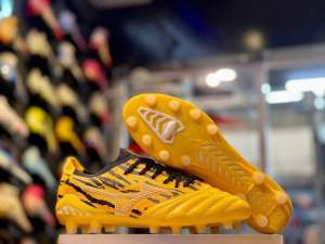 ใหม่ล่าสุด 🛍️รองเท้าฟุตบอล รองเท้าสตั้ด งานตรงปกตามรูปภาพถ่ายจากภาพจริง ใส่ได้ทั้งหญ้าจริงและหญ้าเทียม สินค้ามีพร้อมกล่อง