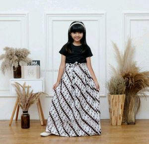 Rok Batik Anak Umur 2-13 Tahun