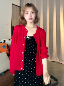 เสื้อคาร์ดิแกนถักไหมน้ำแข็งสีแดง ทรงหลวม สไตล์เกาหลี แขนยาว ปกโปโล ผูกโบว์ผีเสื้อ แฟชั่นฤดูใบไม้ร่วง 2024 ใหม่ล่าสุด
