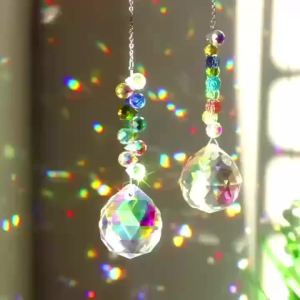 Dụng Cụ Bắt Nắng Hình Quả Dâu Tây Bằng Pha Lê 1/2 Cái Làm Bằng Thủy Tinh/sắt Hình Lăng Kính Treo Trang Trí Nhà Cửa Sân Vườn Phong Cách Hàn Quốc Đồ Thủ Công Mỹ Nghệ
