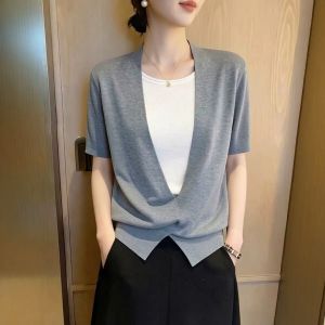 V.C.I | Slim Fit Contrast Color Knit Top