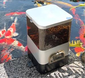 Fish Feeder Indoor and Outdoor Large Fish Tank Automatic Fish Feeder Large Particle and Large Capacity 4L 10L 20L