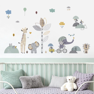 Decal Dán Tường Thế Giới Động Vật Bắc Âu Có Keo Sẵn 230x125cm - Trang Trí Phòng Ngủ Cho Bé