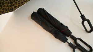 Payung Hujan Berkualitas: Memilih & Menggunakan Payung Saku Portable