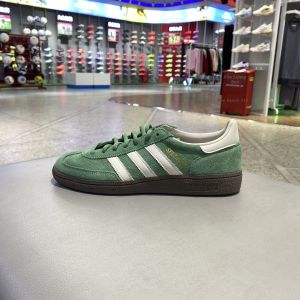 adidas | Classic Low-Cut Handball Spezial Shoes