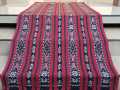 Kain Blanket Tenun troso Jepara warna merah marun cerah kain bahan dress gereja ntt kaim Blangket tenun ikat motif etnik dayak maumere baduy kain batik pekalongan jogja solo. 