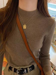 เสื้อชั้นในถักคอสูงครึ่งตัวสำหรับผู้หญิง ฤดูใบไม้ร่วง/ฤดูหนาว เสื้อเชิ้ตทรงสลิมฟิต เสื้อชั้นในแบบสวมหัว