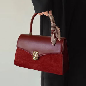 Elegant Red French Style Wedding Bag Womens Handbag Fashionable Trendy Shoulder Crossbody Bag Luxury Sensation New 2024