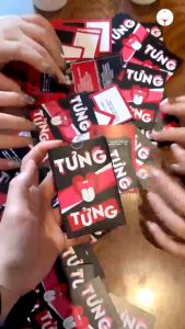 Bộ bài Tưng Tửng - Drinking Game song ngữ Anh - Việt 55 lá dành cho nhóm bạn Bài nhậu vui vẻ tấu hề