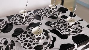 D89 Tableware | Cow Print Plates Cups Cutlery Balloons Tablecloth Set Party Celebration Decor
