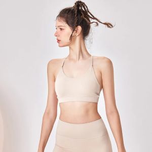 เสื้อครอปออกกำลังกายผู้หญิง สีพื้น ทรงสามเหลี่ยม สายคล้องคอ ระบายอากาศได้ดี สวมใส่สบาย รองรับแรงกระแทก เหมาะสำหรับวิ่งจ๊อกกิ้งและออกกำลังกาย 🚶🏻 🎽