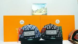Mũ Snapback Cho Bé Từ  3 Tuổi -5 Tuổi  In Hoa Văn D.i.O.R  Phong Cách HitHop.
