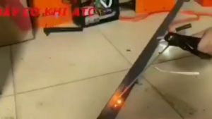 Máy Hàn Mini Jasic  Máy Hàn Que Nhật Bản Dùng Cho Gia Đình Tặng Đầy Đủ Phụ Kiện