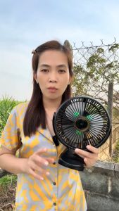 Quạt kẹp tích điện miniQuạt tích điện pin trâu hiển thị % pin Dung lượng khủng dùng liên tục 50 giờ