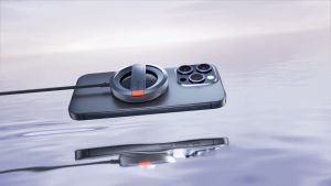 MCDODO CH-4360 CH-550 2330 Qi Magsafe Wireless Magnetic Fast Charger Pad 15W LED