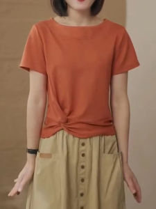 ทันสมัย เสื้อยืดแขนสั้น Ruched สีทึบ ผู้หญิง ฤดูร้อน Youthful Moms เสื้อท่อนบน พลีท พรางหุ่น เสื้อตัวเล็กคอกลม