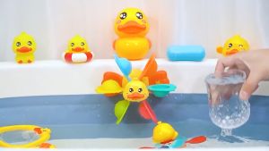 Baby Duck Rotating Water Wheel Baby Bathing Toy Boy Children Playing in Water Girl Bathroom Children Baby Bath Toys