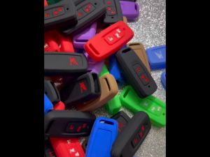 ซิลิโคนกุญแจรีโมท เคสกุญแจรีโมท ช่วยป้องกันรีโมทไม่ให้เสียหาย ตรงรุ่น PCX160 LEAD125 SH300 NS110R มีสีต่างๆให้เลือก