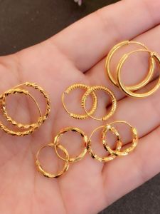 Allergy-Free Sand Gold Ear Cuffs Smooth Twisted Wire Small Fashion Jewelry Ear Decorations Uniform Color Simulation Gold Ear Rings