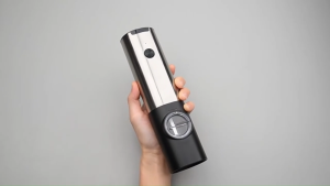 IUIGA Electric Gravity Pepper Grinder Automatic Salt & Pepper Mill Adjustable Coarseness Stainless Steel