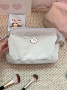 กระเป๋าเครื่องสำอางผู้หญิงขนาดใหญ่แบบพกพาป้องกันน้ำ กระเป๋าเครื่องสำอางสำหรับเดินทางแบบ 3 มิติ กระเป๋าใส่ของอเนกประสงค์แบบลำลอง