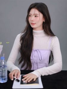 Womens Mesh Base Shirt Long Sleeve Hollow out Overlap Design Autumn Early Season New Style Half High Collar T-Shirt