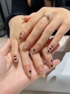 Nail Art Sticker Love Manicure Jewelry White Star awn with Adhesive Nail Decals 爱心贴纸小清新美甲饰品黑白色星星芒带背胶镭射金银色指甲贴花
